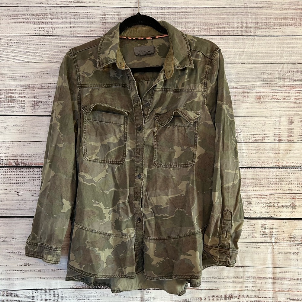 ANTHROPOLGIE green camo button up peplum jacket